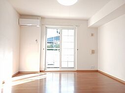 スターズ 103 1階ワンルームのリビング/ダイニング