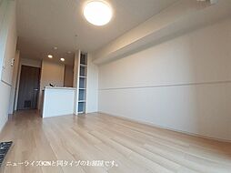 JR中央線 西八王子駅 バス13分 滝原新橋下車 徒歩10分の賃貸アパート 1階1LDKのリビング/ダイニング