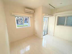 モアナコート北綾瀬 402 4階ワンルームのリビング/ダイニング