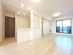 東武伊勢崎線 茂林寺前駅 徒歩20分の賃貸アパート 2階2LDKのリビング/ダイニング