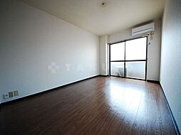 センチュリー21 3階1Kのリビング/ダイニング