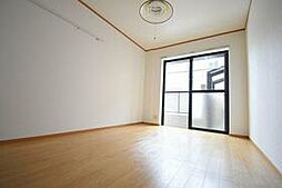 東急東横線 新丸子駅 徒歩5分の賃貸マンション 1階1Kのリビング/ダイニング