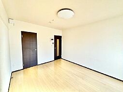 クレイノサンライズIII 102 1階1Kのリビング/ダイニング