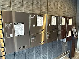 セレスティア白鳥 102 1階1LDKのリビング/ダイニング