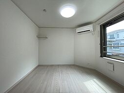 北総鉄道 新柴又駅 徒歩2分の賃貸アパート 2階1Kのリビング/ダイニング