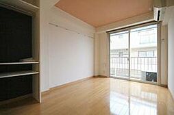 グランディオーソ 307 3階ワンルームの室内