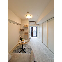 京急本線 新馬場駅 徒歩2分の賃貸マンション 4階1LDKのリビング/ダイニング