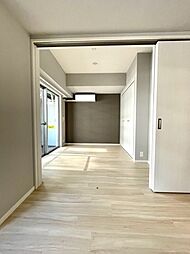 都営新宿線 新宿三丁目駅 徒歩5分の賃貸マンション 4階1DKのリビング/ダイニング