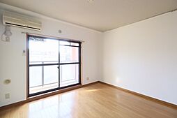 東京メトロ千代田線 綾瀬駅 徒歩4分の賃貸マンション 2階1Kのリビング/ダイニング