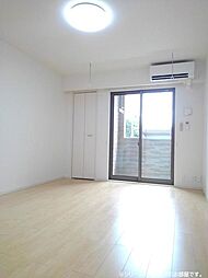 JR東海道本線 沼津駅 バス20分 小屋敷下車 徒歩2分の賃貸アパート 1階1Kのリビング/ダイニング