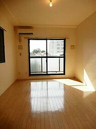 京急本線 鶴見市場駅 徒歩4分の賃貸マンション 1階1Kのリビング/ダイニング