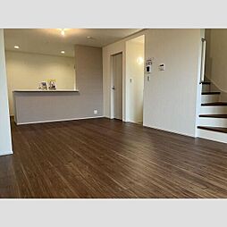 マイホームネクスト足立区東伊興　2号棟 1