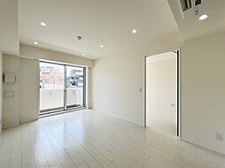 東京メトロ日比谷線 広尾駅 徒歩10分の賃貸マンション 3階1LDKのリビング/ダイニング