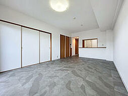 サングレイス小机 204 2階3LDKのリビング/ダイニング