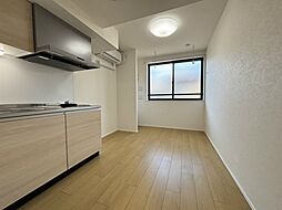 東京メトロ千代田線 綾瀬駅 徒歩2分の賃貸マンション 2階ワンルームのリビング/ダイニング