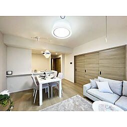 東京メトロ丸ノ内線 西新宿駅 徒歩5分の賃貸マンション 6階1SLDKのリビング/ダイニング