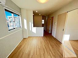 JR両毛線 佐野駅 徒歩11分の賃貸アパート 2階2LDKのリビング/ダイニング