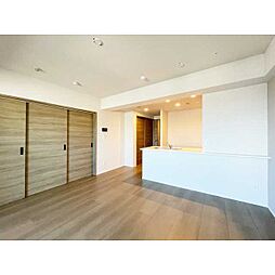 東京メトロ丸ノ内線 西新宿駅 徒歩5分の賃貸マンション 8階1SLDKのリビング/ダイニング