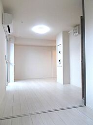 近鉄名古屋線 霞ヶ浦駅 徒歩2分の賃貸アパート 2階1LDKのリビング/ダイニング