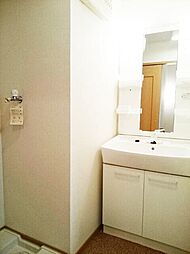 メゾン　リール 205 2階1LDKのリビング/ダイニング