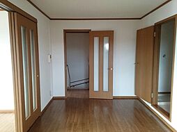 ピュアハウスII 204 2階3LDKのリビング/ダイニング