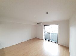 フルール小柳 105 1階2LDKのリビング/ダイニング