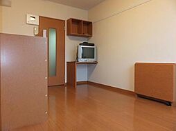 レオパレスシンフォニー 103 1階1Kのリビング/ダイニング