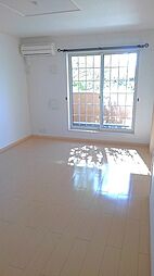 プリ−トカ−サ内浜III 201 2階2LDKのリビング/ダイニング