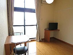 レオパレスミニョン 105 1階1Kのリビング/ダイニング