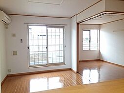 名鉄名古屋本線 丸ノ内駅 徒歩10分の賃貸アパート 2階2LDKのリビング/ダイニング