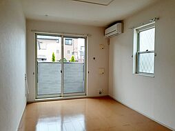 カーサ・スクーデリアII 103 1階1LDKのリビング/ダイニング