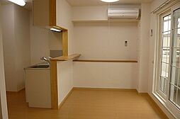 エミナンス南町 205 2階1LDKのリビング/ダイニング