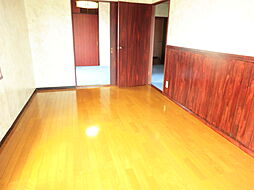 王子サウスウイング 401 4階3DKのリビング/ダイニング