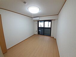 阪急京都本線 西院駅 徒歩3分の賃貸マンション 2階1Kのリビング/ダイニング