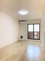 フローラ 201 2階1LDKのリビング/ダイニング