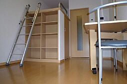 レオパレスラボール　II 203 2階1Kのリビング/ダイニング