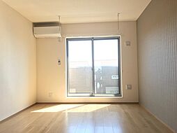 キャメル浦和美園IV 102 1階1Kのリビング/ダイニング