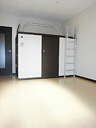 レオネクストコスモII 2階1Kのリビング/ダイニング