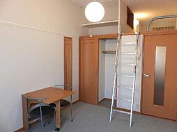 レオパレスカテリーナ芝山 210 2階1Kのリビング/ダイニング