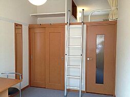 レオパレスウエスト本郷II 2階1Kのリビング/ダイニング