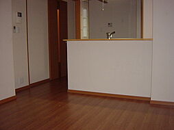 JR信越本線 群馬八幡駅 3.6kmの賃貸アパート 2階2LDKのリビング/ダイニング