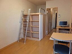 レオパレス大地 3階1Kのリビング/ダイニング