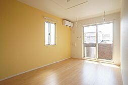 グロリアス　Ｍ 101 1階1LDKのリビング/ダイニング