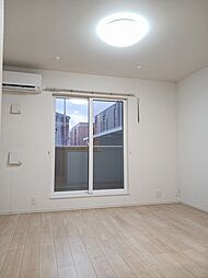 エル・クラシコ 204 2階1LDKのリビング/ダイニング