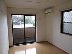 フォレストVI 101 1階2DKのリビング/ダイニング