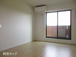 クリスタル 201 2階2LDKのリビング/ダイニング