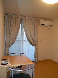 レオパレスシュテルン 106 1階1Kのリビング/ダイニング