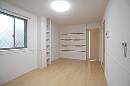 シャ・グリ−Ｊ 102 1階1SKのリビング/ダイニング