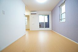 ディ　ジャラン 201 2階1LDKのリビング/ダイニング