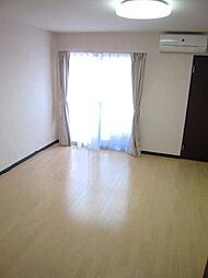 レオネクストパトリ 201 2階1Kのリビング/ダイニング